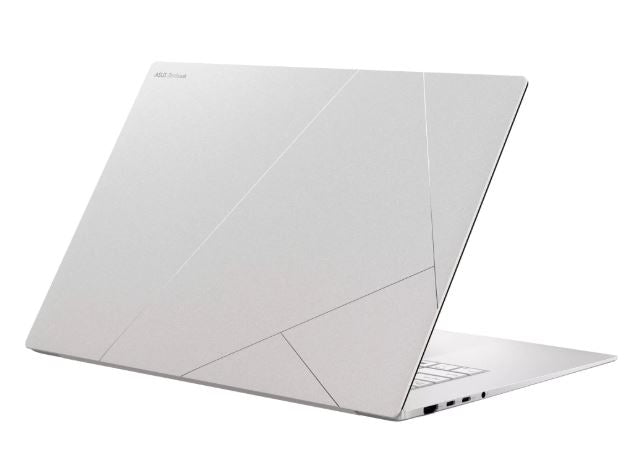 Zenbook UM5606KA-RJ032W R7 24G 1TB 16"